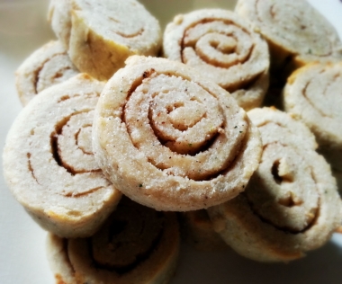 Kanelbullar vegan-sockerfria-glutenfria